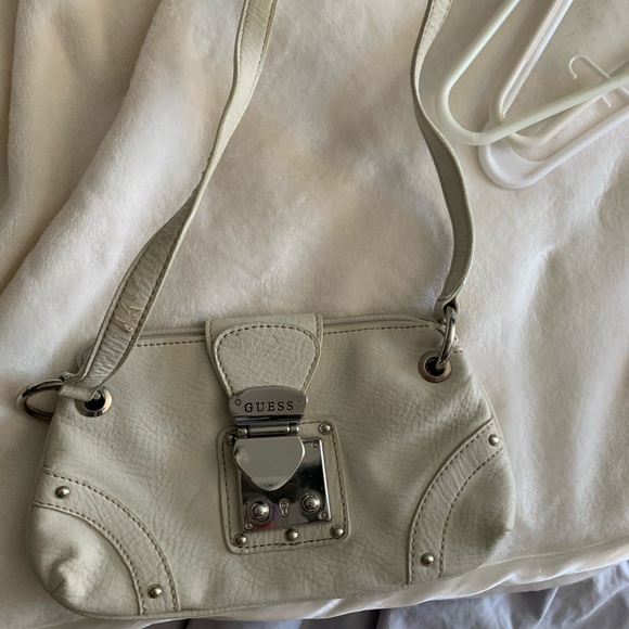 guess mini purse